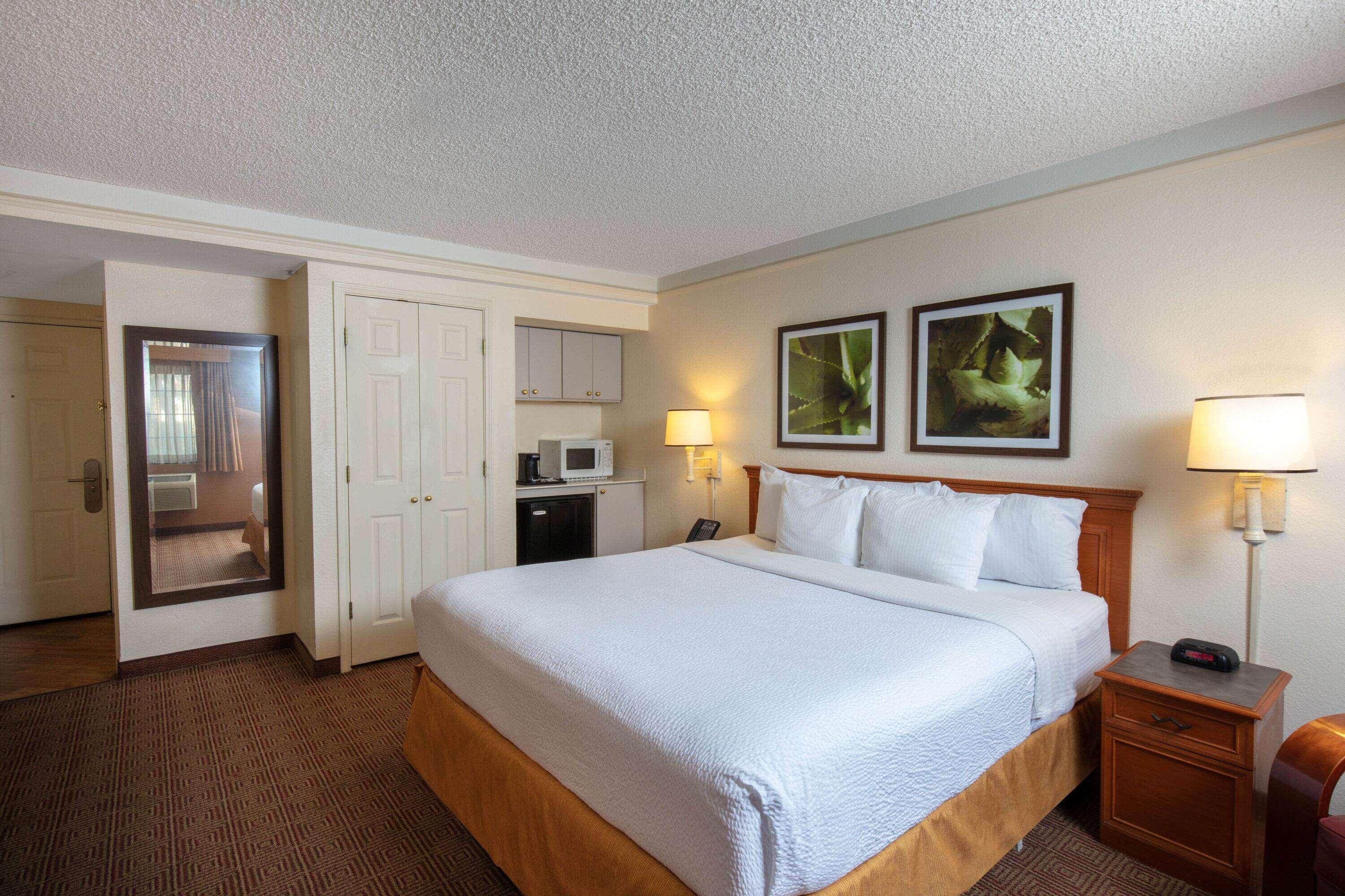 La Quinta By Wyndham Las Vegas Airport N Conv. المظهر الخارجي الصورة